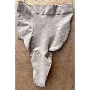 SKIMS Kim Kardashian Sculpting Mid Waist Thong Clay Size S/M SH-MWT-0198 NWOT
